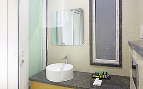 99 Hotel Airport Stay Near Delhi Airport With- Free Airport Pickup